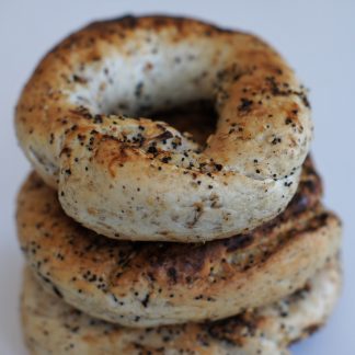 Montreal Style Onion & Garlic Bagels 4-pack