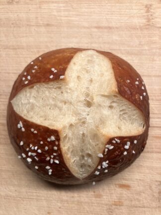 Pretzel Buns 4pk
